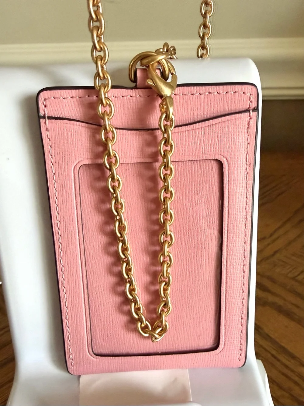 kate spade Pink Leather Card & Key Holder with Gold Chain lanyard EUC
